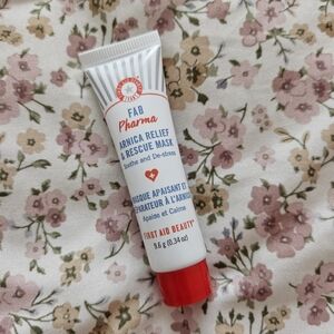 First Aid Beauty FAB Pharma Arnica Mask